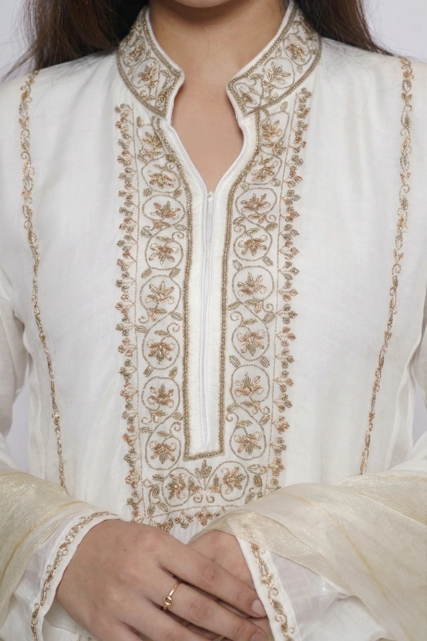 Ivory White Mul Chanderi Zardozi Embroidered Straight Suit