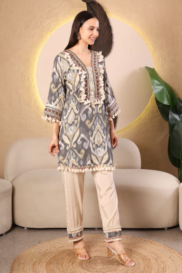 Amara Threaded Grace Co-ord - Image 3